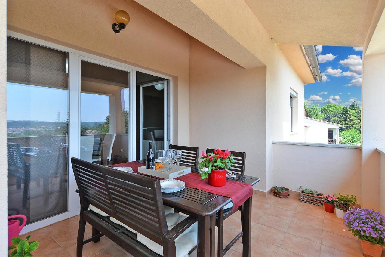 Apartment Silvio 1779 Banjole Bagian luar foto