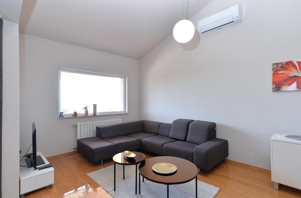 Apartment Silvio 1779 Banjole Bagian luar foto
