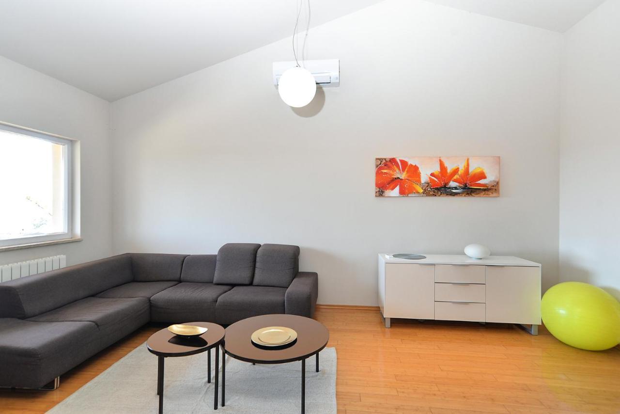 Apartment Silvio 1779 Banjole Bagian luar foto